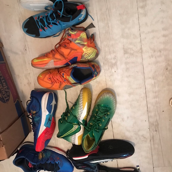 Sz 13 Nike basketball main image 5
